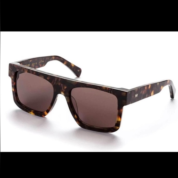 Brand New AM Eyewear Shanthani Sunglasses - Tortoiseshell (Davis Jnr) with case. - Picture 2 of 3